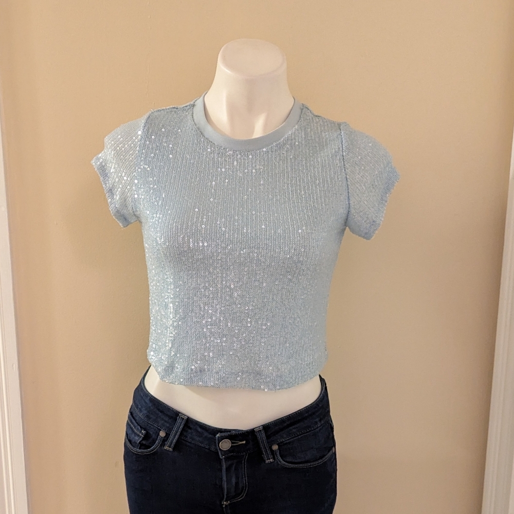 Rachel Zoe pale blue cropped sequin short sleeve top size XS